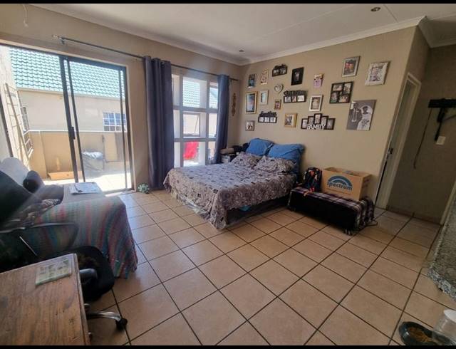 2 BEDROOM TOWNHOUSE FOR SALE IN NEW REDRUTH